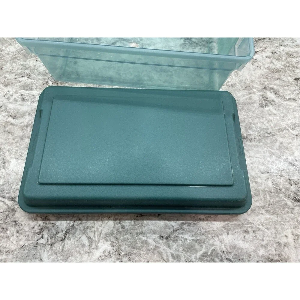 Vintage Rubbermaid  Hi Top Storage Box green  Container Plastic